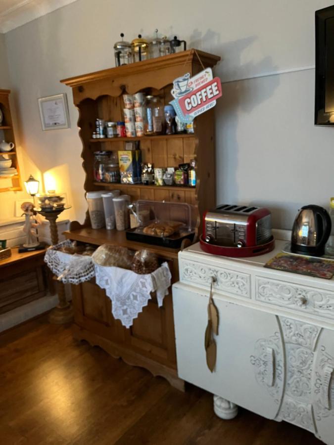 Southend Airport Bed & Breakfast Rochford Exterior foto