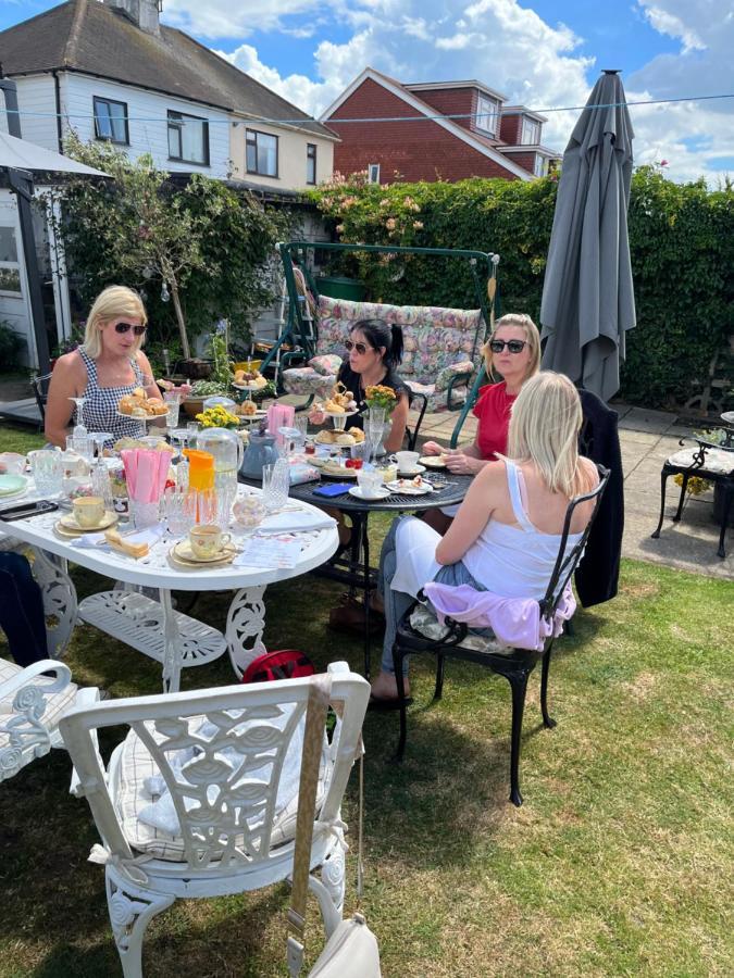 Southend Airport Bed & Breakfast Rochford Exterior foto